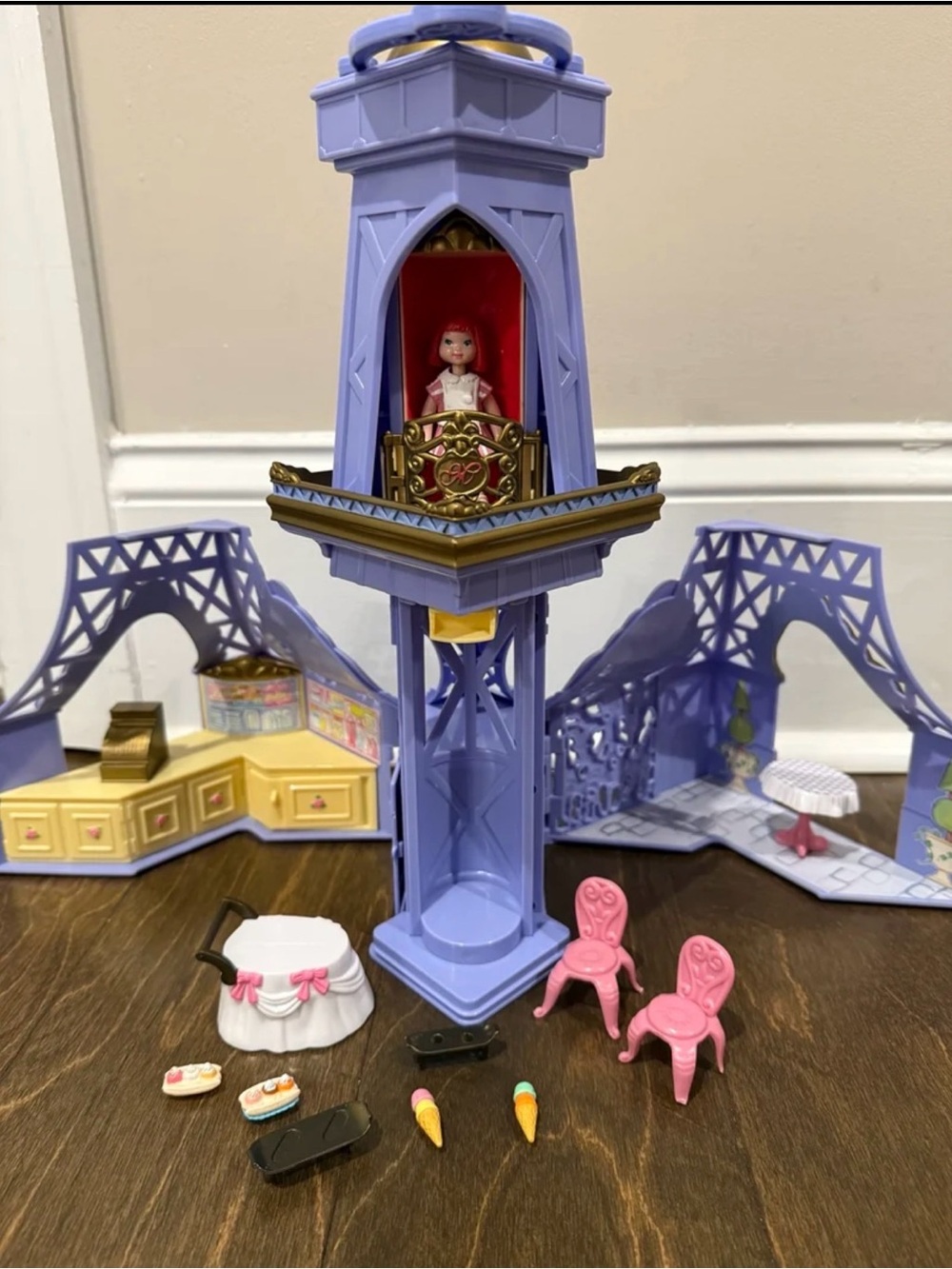 La Petite Madeline Eiffel Tower vintage 2004 doll house play set